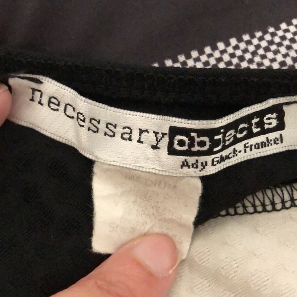 Simple but cute black and white dress - Picture 5 of 5